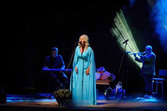 &Acy;&ncy;&tcy;&ocy;&ncy; &icy; &Vcy;&icy;&kcy;&tcy;&ocy;&rcy;&icy;&yacy; &Mcy;&acy;&kcy;&acy;&rcy;&scy;&kcy;&icy;&iecy; "&ZHcy;&icy;&vcy;&ocy;&jcy; &Kcy;&ocy;&ncy;&tscy;&iecy;&rcy;&tcy;" &vcy; &YAcy;&rcy;&ocy;&scy;&lcy;&acy;&vcy;&lcy;&iecy;