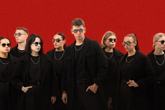 DS CREW&period; &Vcy;&tcy;&ocy;&rcy;&ocy;&jcy; &scy;&ocy;&lcy;&softcy;&ncy;&ycy;&jcy; &kcy;&ocy;&ncy;&tscy;&iecy;&rcy;&tcy;