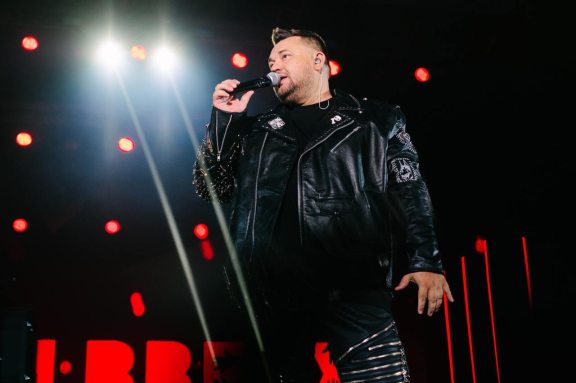 &Rcy;&ucy;&kcy;&icy; &Vcy;&vcy;&iecy;&rcy;&khcy;&excl; &sol; &YAcy;&rcy;&ocy;&scy;&lcy;&acy;&vcy;&lcy;&softcy;