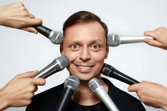 Виктор Комаров