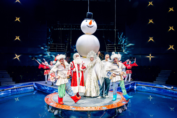 Цирк на воде Царство фонтанов