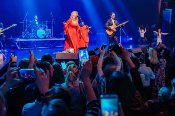 &Acy;&ncy;&tcy;&ocy;&ncy; &icy; &Vcy;&icy;&kcy;&tcy;&ocy;&rcy;&icy;&yacy; &Mcy;&acy;&kcy;&acy;&rcy;&scy;&kcy;&icy;&iecy; "&ZHcy;&icy;&vcy;&ocy;&jcy; &Kcy;&ocy;&ncy;&tscy;&iecy;&rcy;&tcy;" &vcy; &YAcy;&rcy;&ocy;&scy;&lcy;&acy;&vcy;&lcy;&iecy;